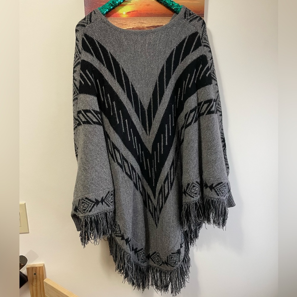 Black and gray sweater knit poncho with fringe Aztec 90s vibe